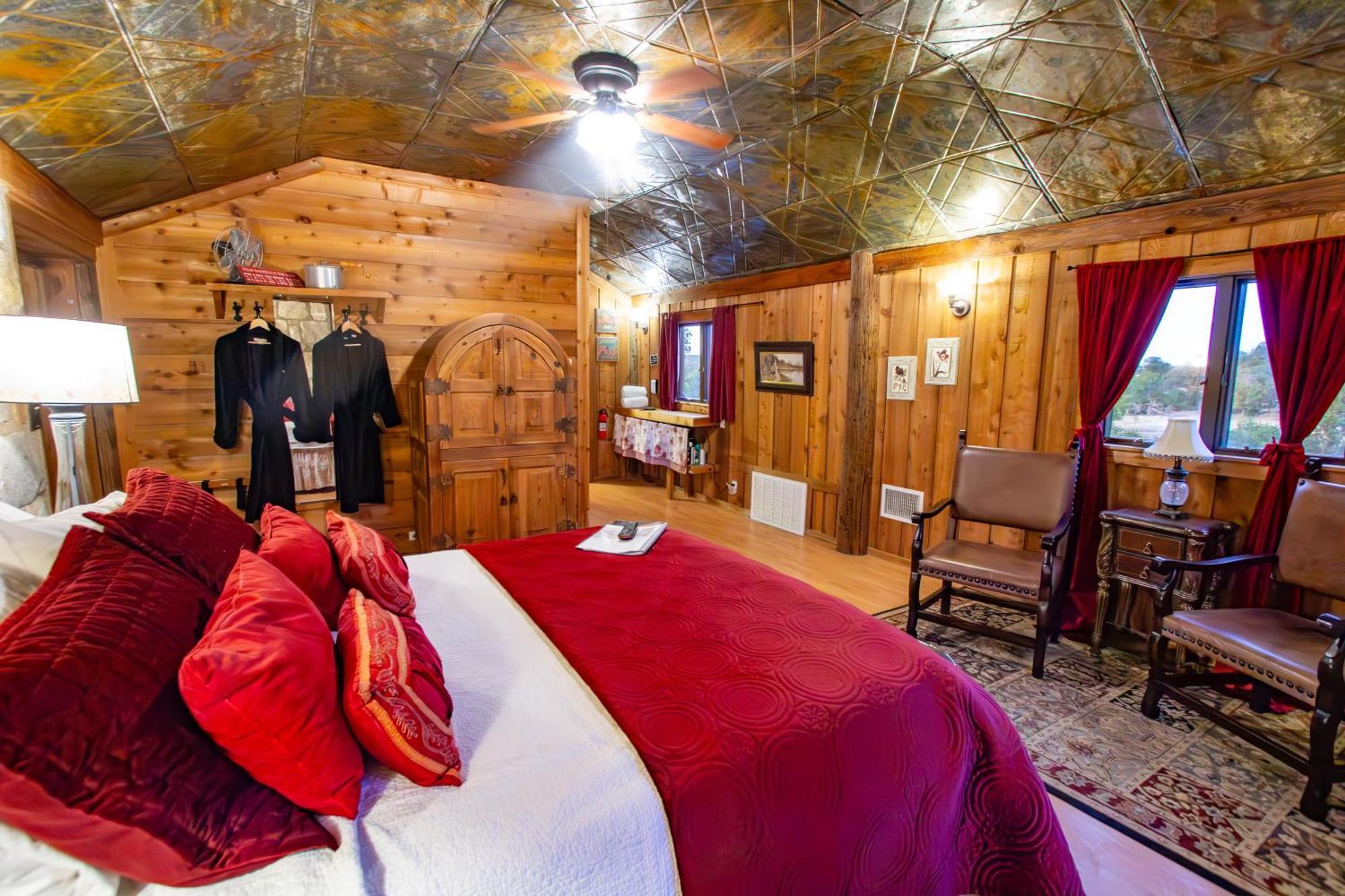 프레드릭스버그 A Barn At The Quarry B&B 외부 사진