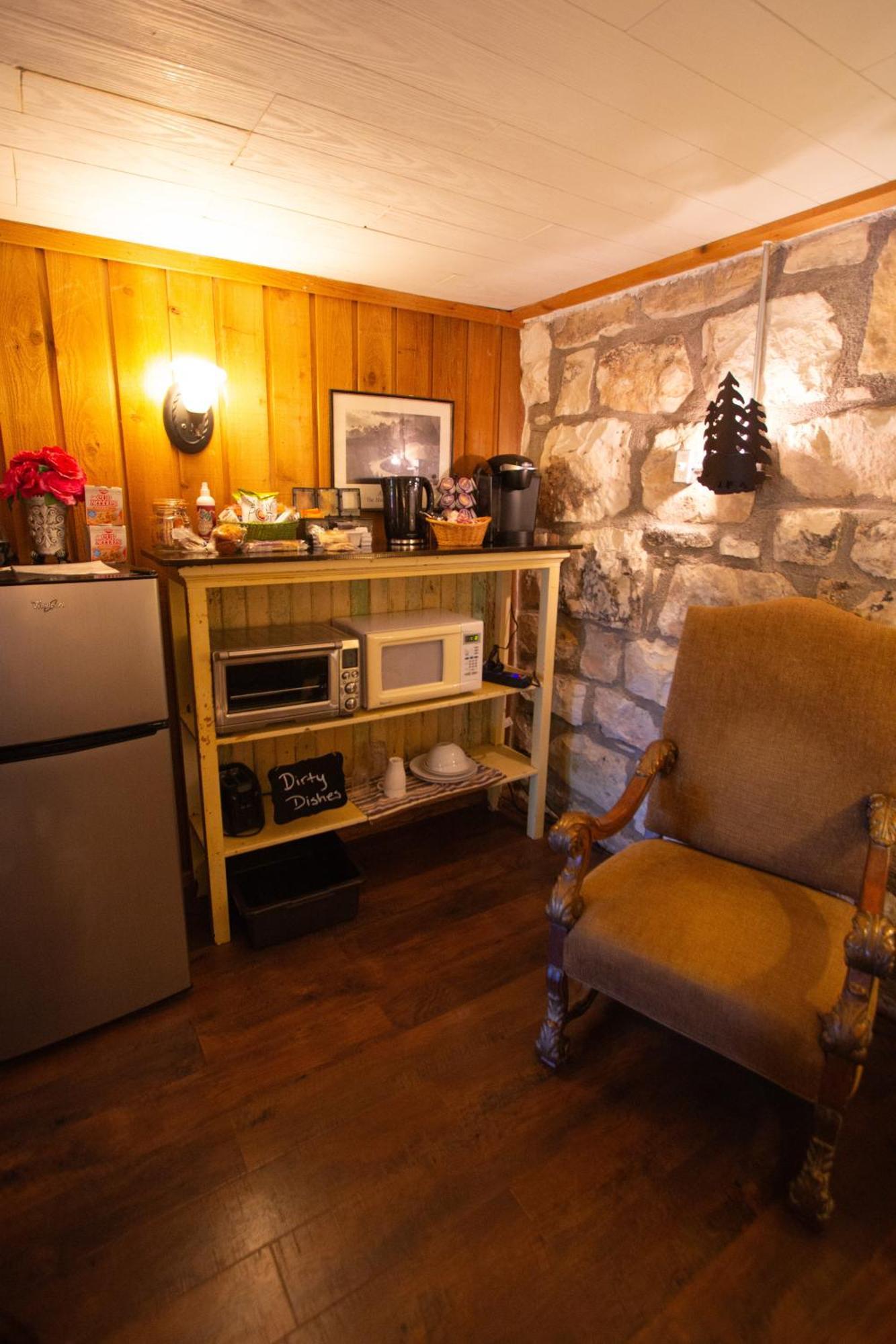 프레드릭스버그 A Barn At The Quarry B&B 외부 사진